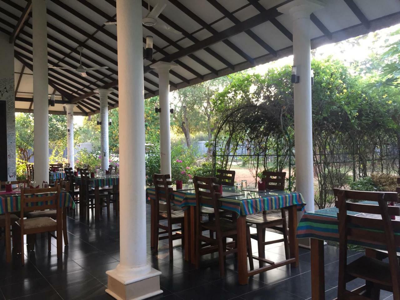 Goddess Garden Sigiriya Hotel Exterior foto